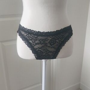 H&M Black Lace Bikini Thongs Panties Intimates & Sleepwear